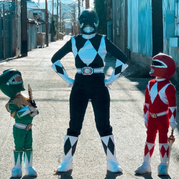 Family Power Rangers Costume Set - Picture 4 of 9